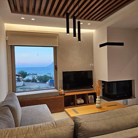 Calm & Dreamy Luxury Apts Pírgos Esterno foto