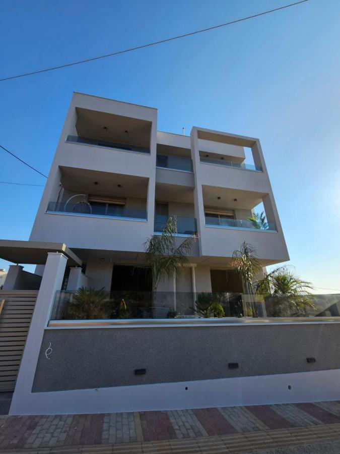 Calm & Dreamy Luxury Apts Pírgos Esterno foto