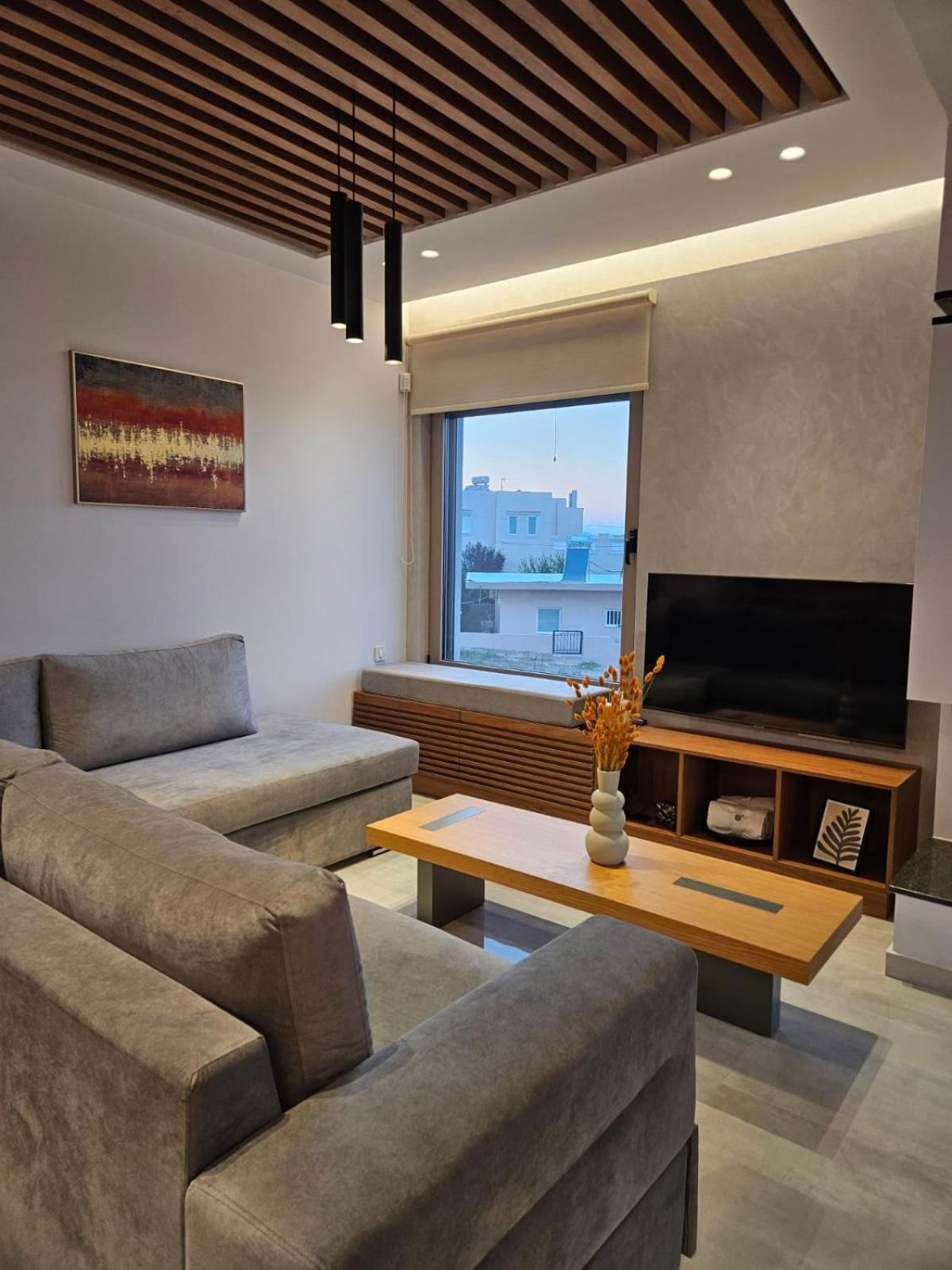 Calm & Dreamy Luxury Apts Pírgos Esterno foto