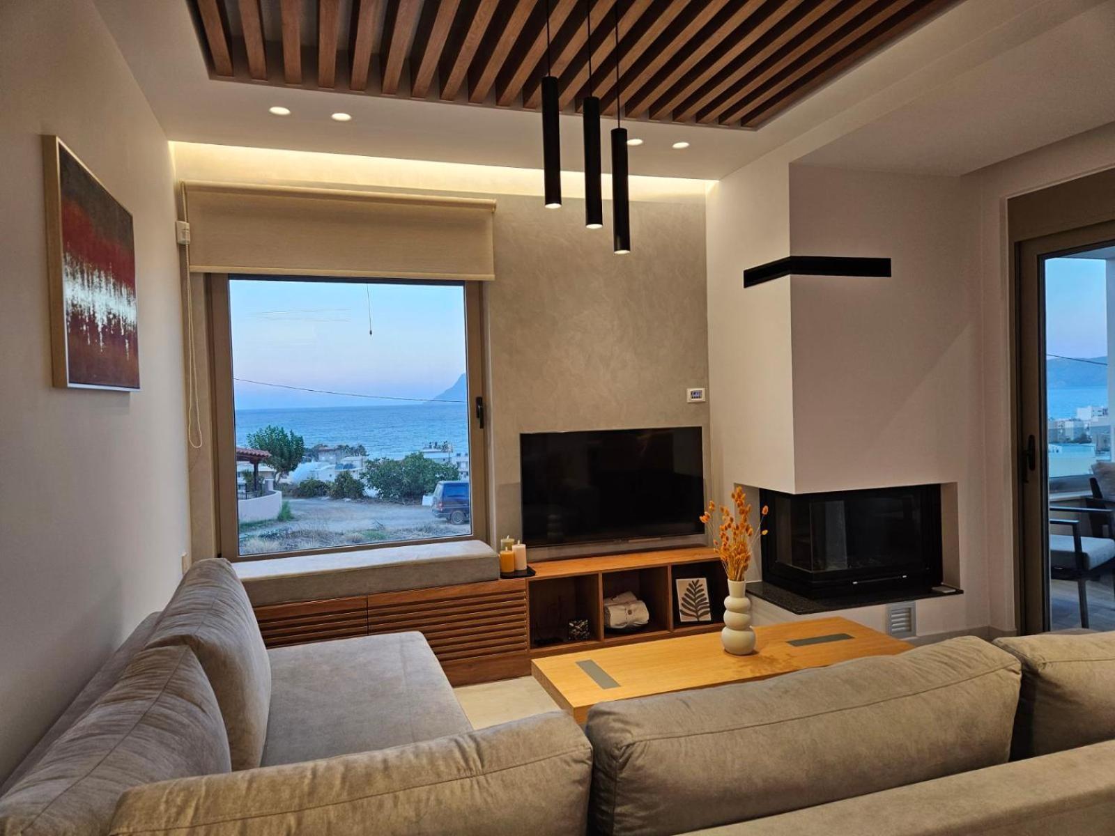 Calm & Dreamy Luxury Apts Pírgos Esterno foto