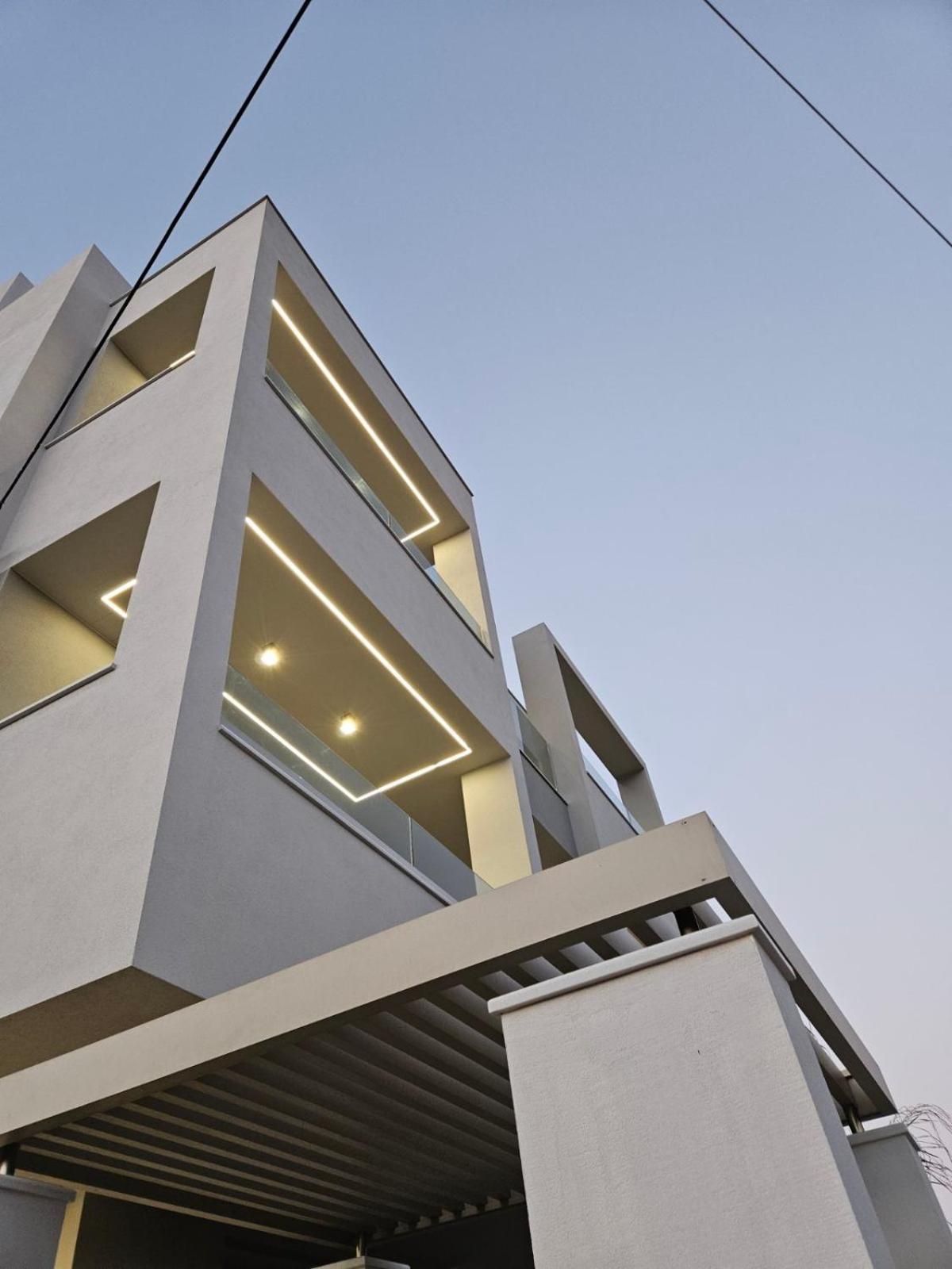 Calm & Dreamy Luxury Apts Pírgos Esterno foto